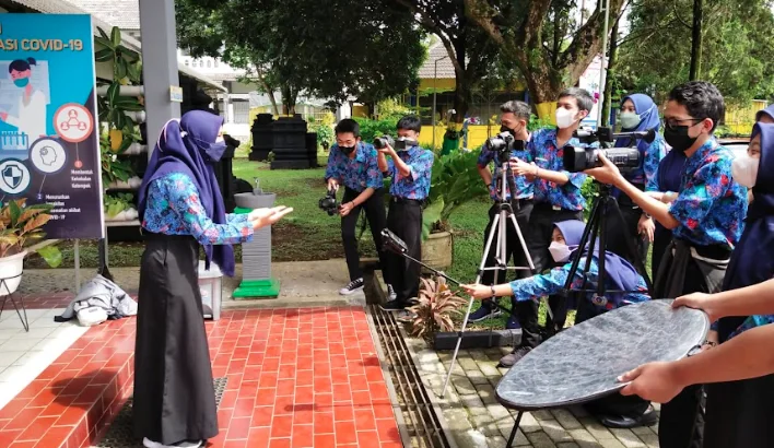 Desain Komunikasi Visual